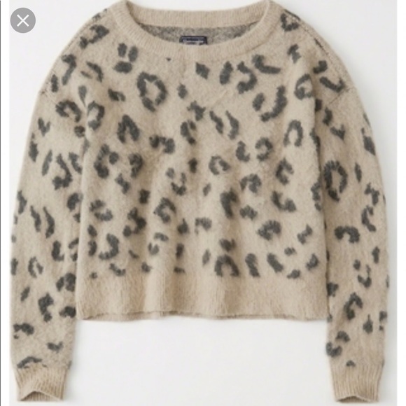 Abercrombie Womens Animal Print Sweater 